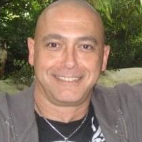 Meet your Posher, Andy - Picture 2 of 2